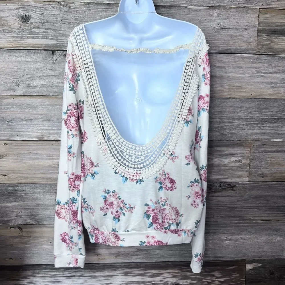 YaYa Club Open Back Crochet Trimmed Loose Fit Floral Sweatshirt 💗